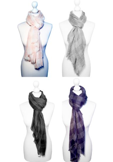 Picture of Believe - Checkered Large Scarf