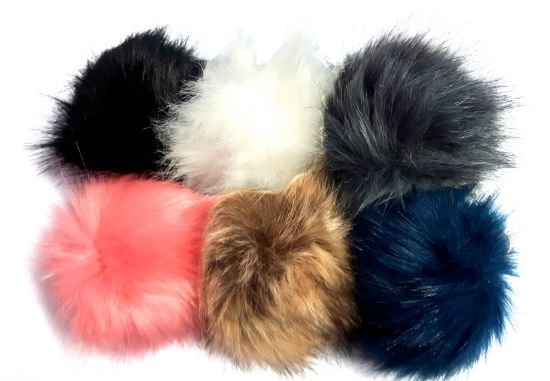 Picture of Extra Large Furry Ball Key Ring