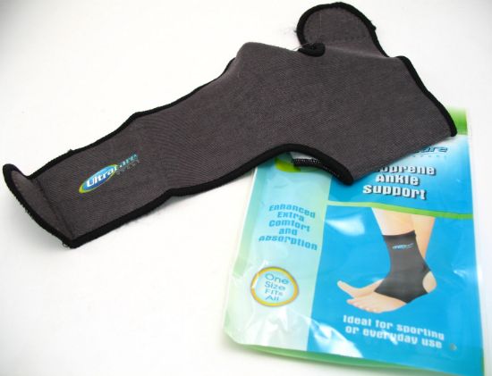 Picture of Neoprene Ankle Support Universal